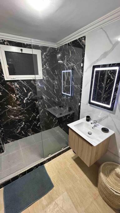 Appartement Haut Standing 3 Chambres Avec Terasse Quartier Gueliz Hivernage A Marrakech I19 Marrakesh Extérieur photo