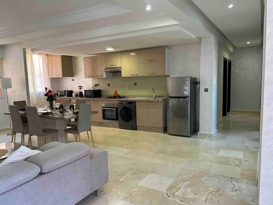 Appartement Haut Standing 3 Chambres Avec Terasse Quartier Gueliz Hivernage A Marrakech I19 Marrakesh Extérieur photo